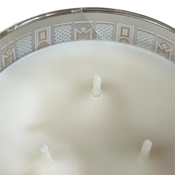 Bath & Body Works Maple Pumpkin 3-Wick Candles - Picture 5 of 7